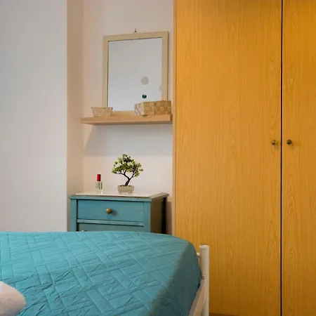 Apartmán Helen By The River 3 *