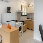 Apartman Helen By The River 3 *